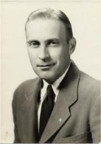 Arthur Jason Wright
Husband of
Jane Gertrude Garrow
1915-1974
